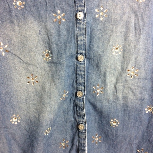 Justice blue chambray long sleeve button down shirt Embellished Size 12. - Picture 3 of 7